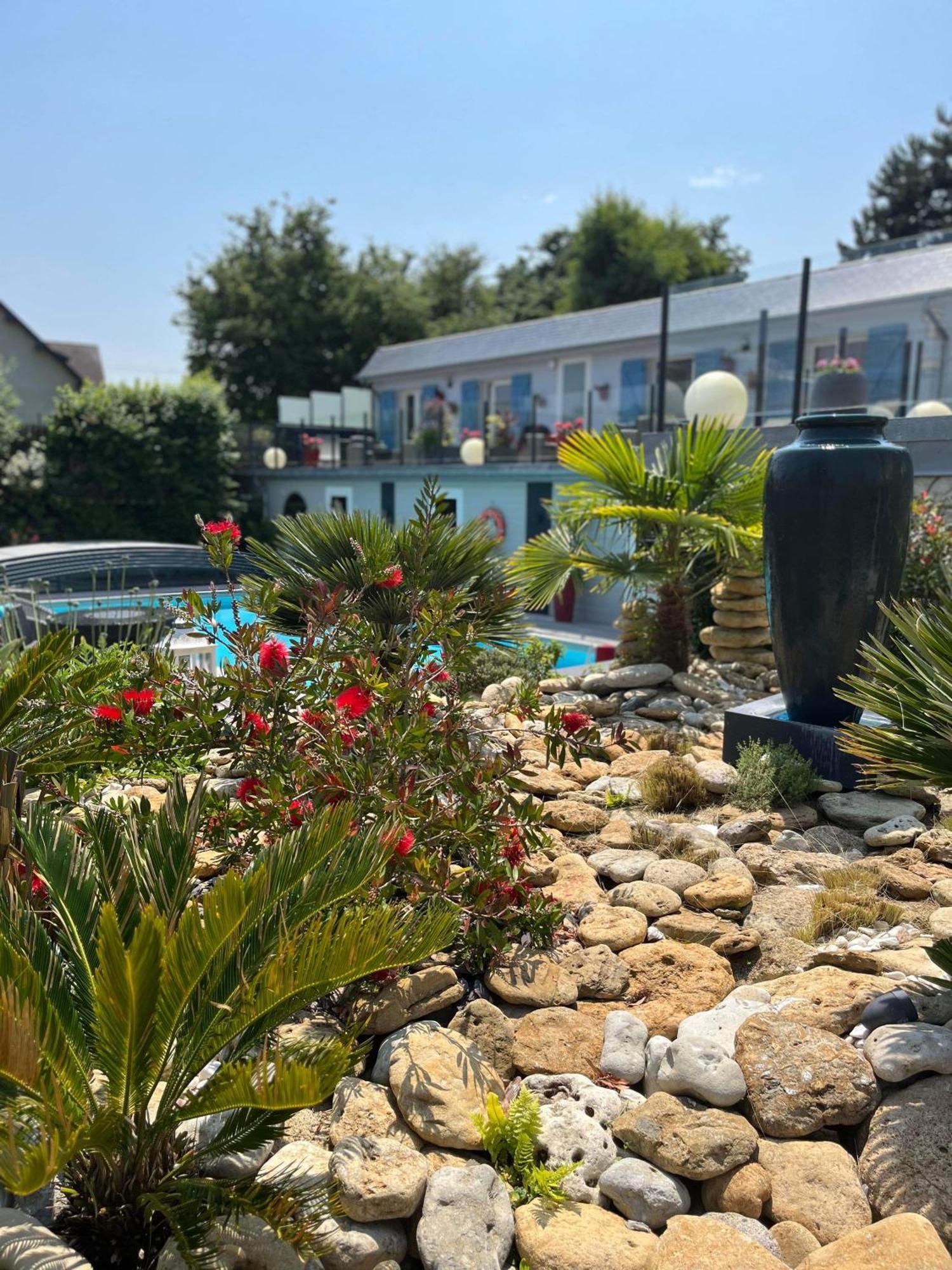 Hotel La Piscine Villers-sur-Mer Eksteriør bilde